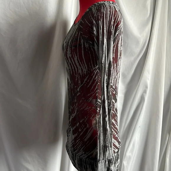 XS34 Bcbgeneration sheer patterned long sleeve - Picture 7 of 10